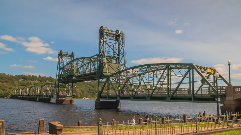 Stillwater Lift Bridge in daylight