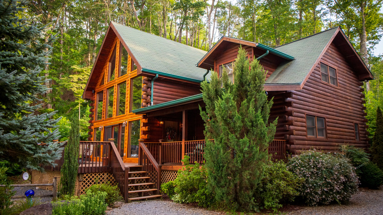 log cabin in Western North Carolina