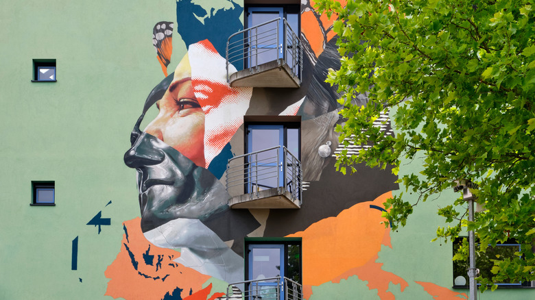 Leeuwarden wall mural on building