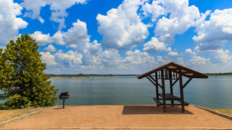 A picnic shelter by the shore of Stillhouse Hollow Lake in Texas