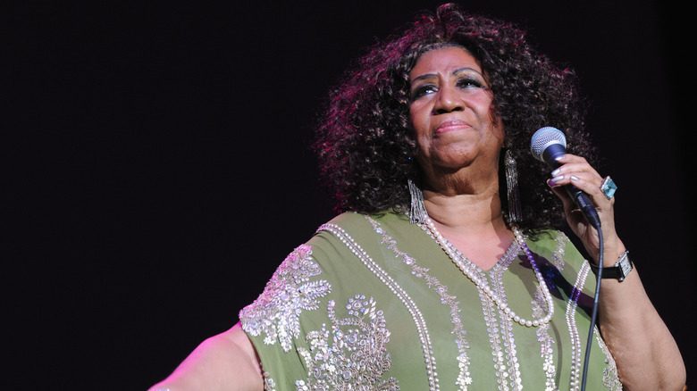 Aretha Franklin performing