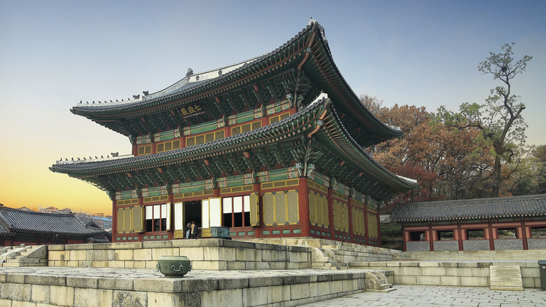 Seoul's Changdeokgung Palace Complex traditional building.