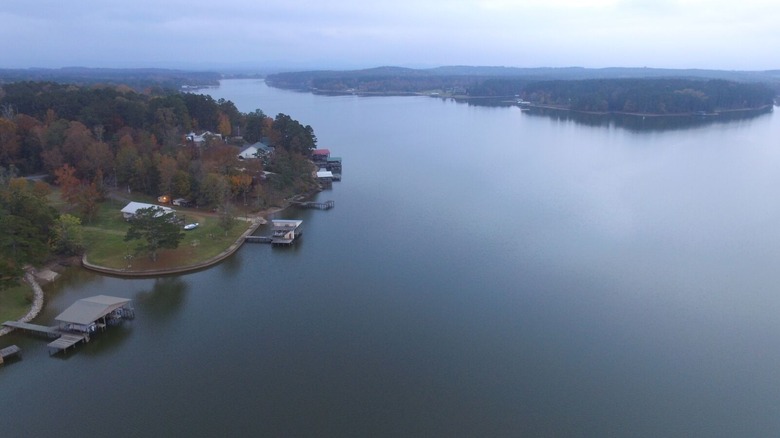 Weiss Lake aerial showing water surrounded by trees