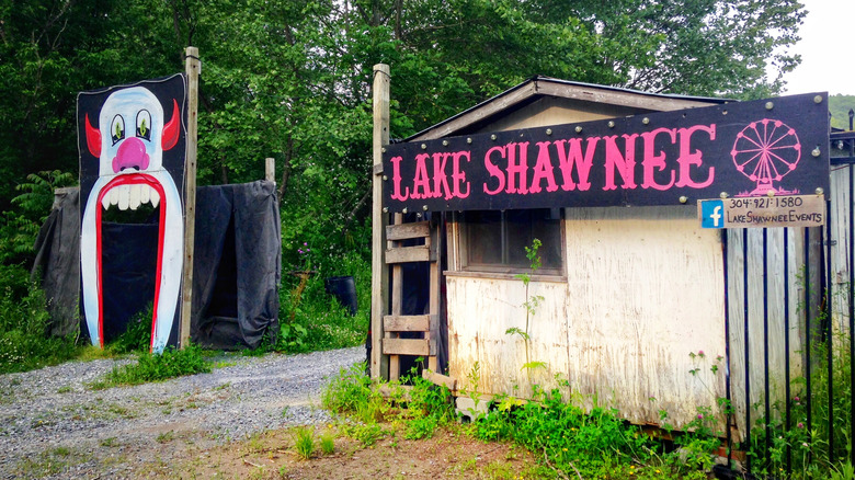 Entrance to the Lake Shawnee Amusement Park
