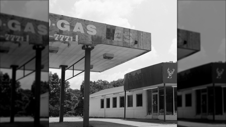 View of the gas station in Bucksnort, Tennessee