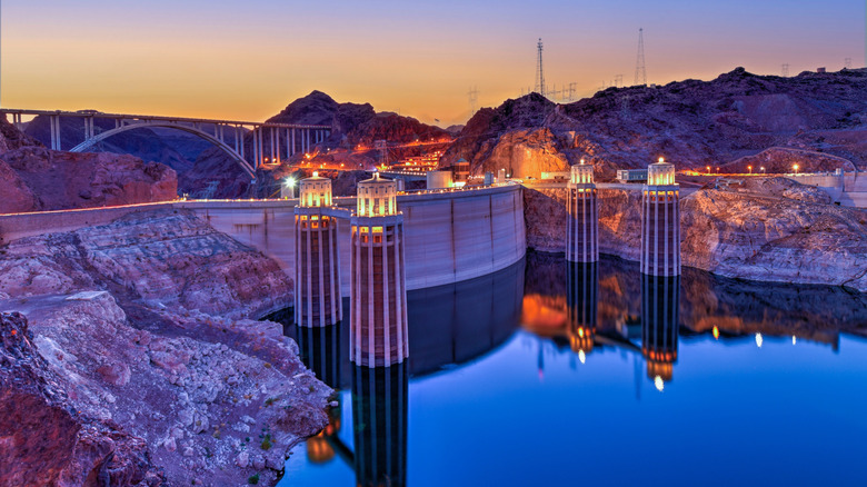 Hoover Dam at dusk