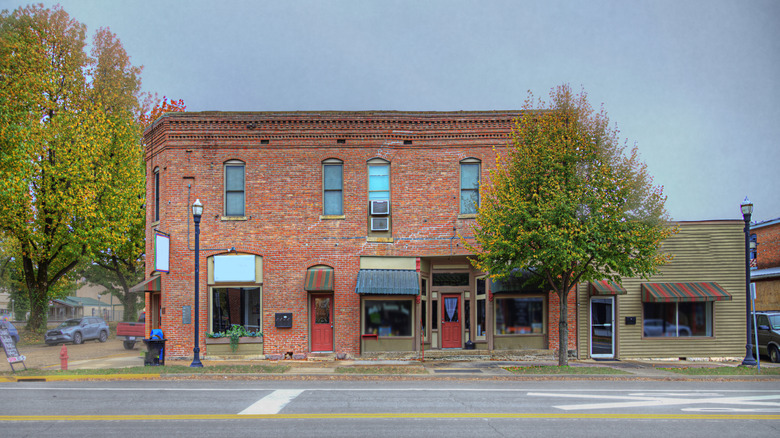Brick building in St. James, MO