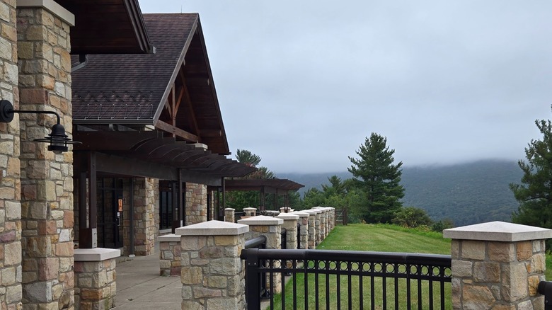 Exterior of the Pennsylvania Welcome Center in Tioga