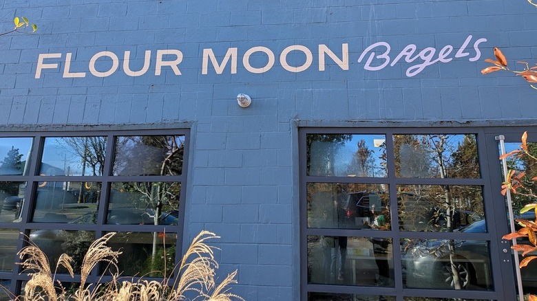 Facade outside Flour Moon Bagels