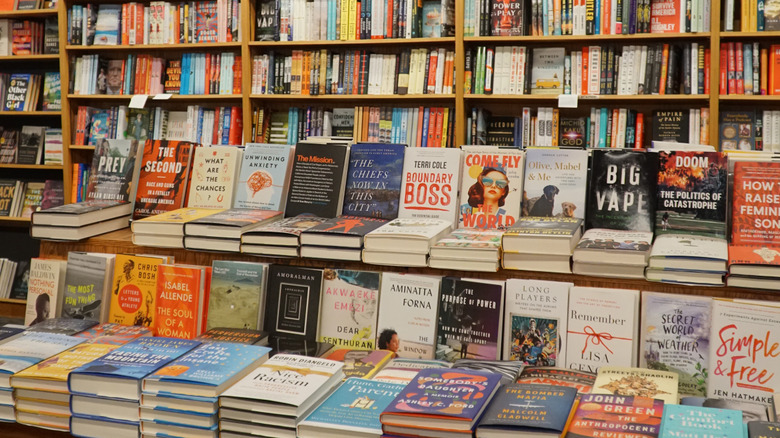 Shelves and table displays with novels at Bookshop Santa Cruz