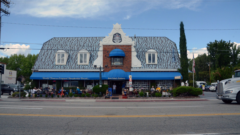 The iconic Erick Schat's Bakkerÿ in Bishop