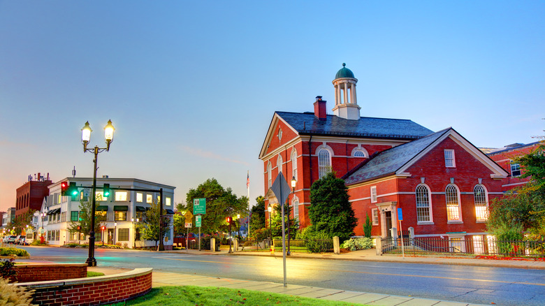 A street view of Andover, Massachusetts showing a red building