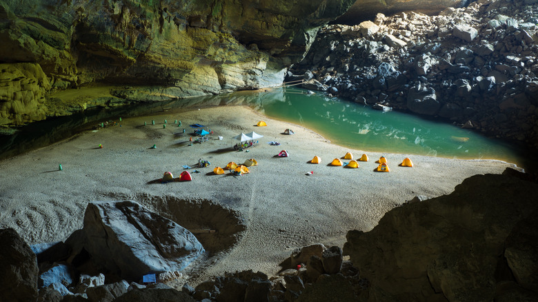 Tents at the campsite at Hang En in Son Doong Cave