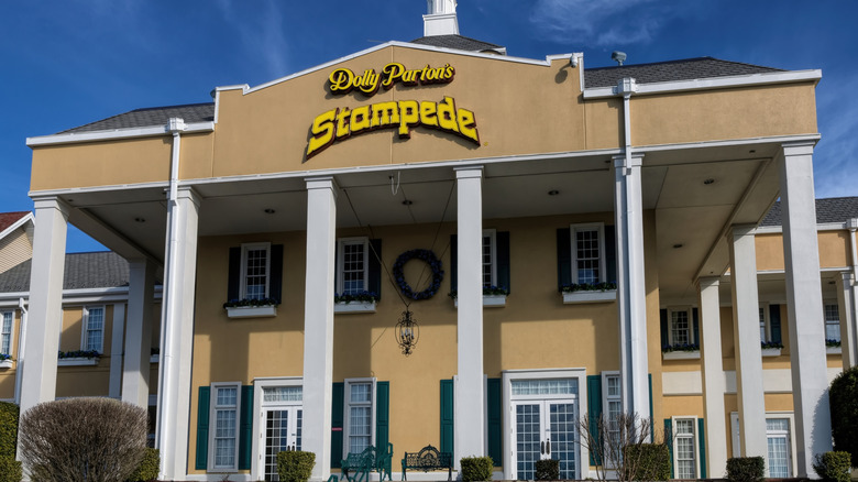 Dolly Parton's Stampede dinner and show
