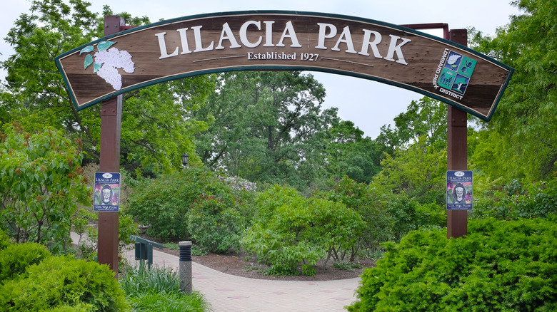 The entrance to Lilacia Park in Lombard, IL