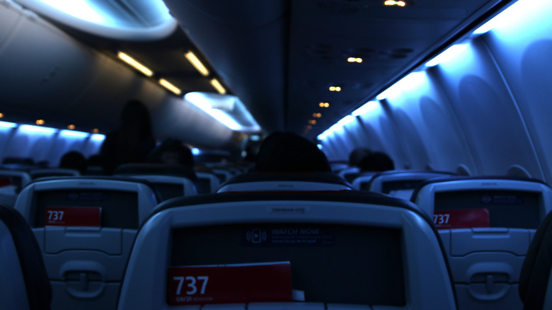 Dimmed plane lights