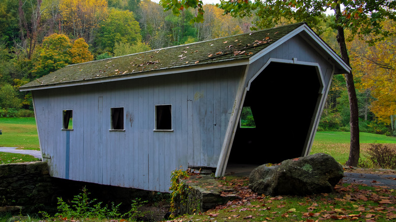 Kent Falls Park covered bridge
