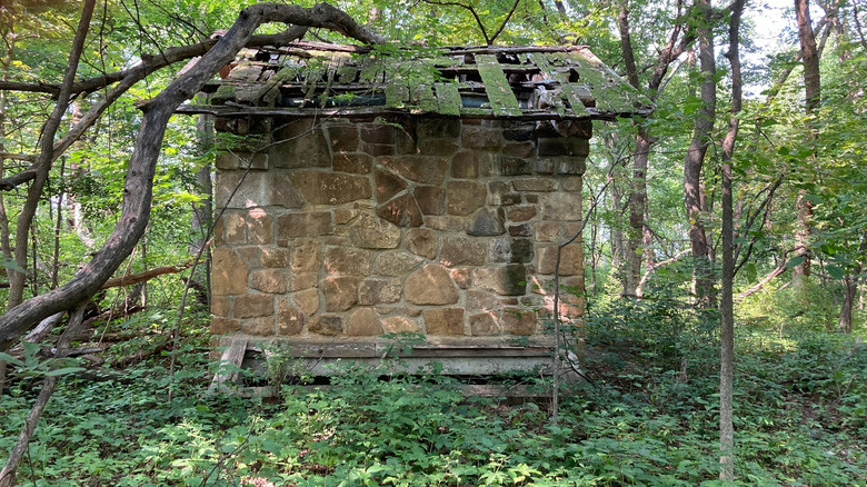 Old brick building in Woodman Hollow State Preserve, Iowa