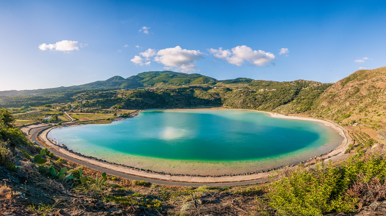 Pantelleria's Specchio di Venere lake