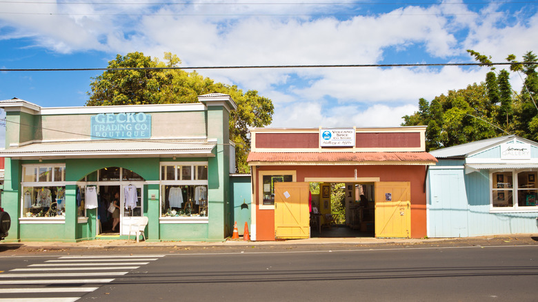 Colorful storefronts in Makawao.