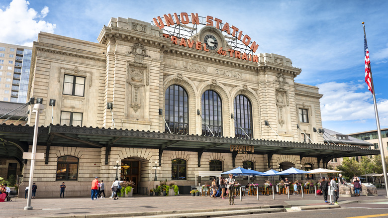The front entrance of Denver Union Station from the street.