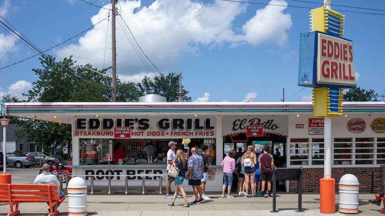 Grill diner at Geneva-on-the-Lake