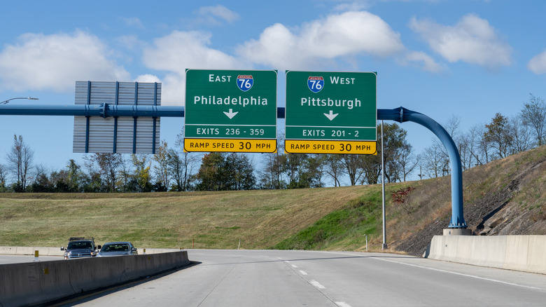 Pennsylvania Turnpike entrance ramp signs to Pittsburgh and Philadelphia