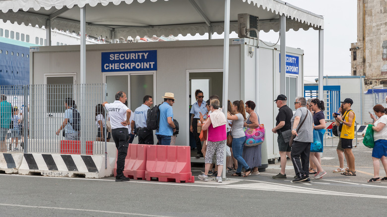 Security checkpoint for cruise passengers