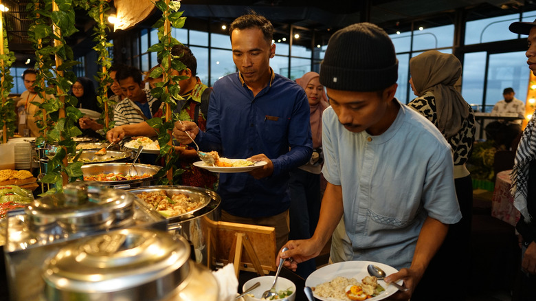 Line at a buffet