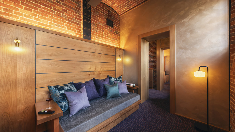 The living area of a suite at Hoshinoya Nara Prison