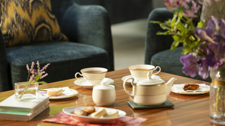 Tea service at Hoshinoya Nara Prison
