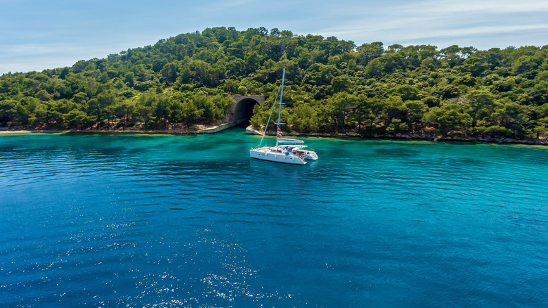 Catamaran day cruise in Fiji