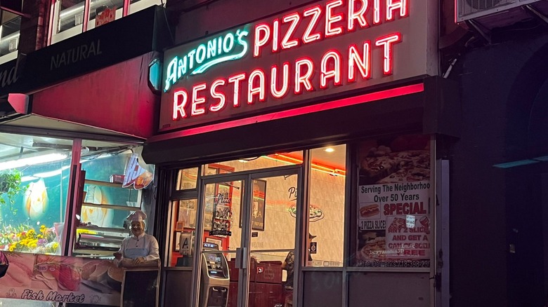 Exterior of Antonio's Pizzeria Restaurant