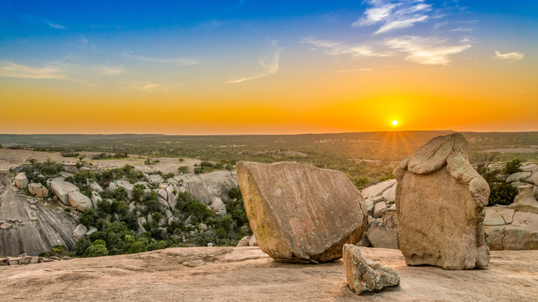 A sunset over the pink granite of Enchanted Rock