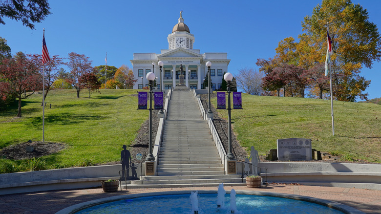 The Jackson County Courthouse sitting atop a hill in downtown Sylva