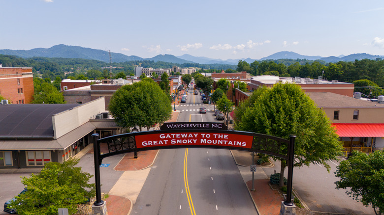 Aerial of the entrance to Waynesville with the motto: "Gateway to the Great Smoky Mountains"