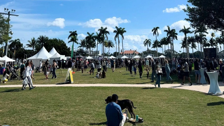 tents at farmers market