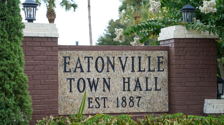 Brick sign in Eatonville, Florida that reads "Eatonville Town Hall Est. 1887"