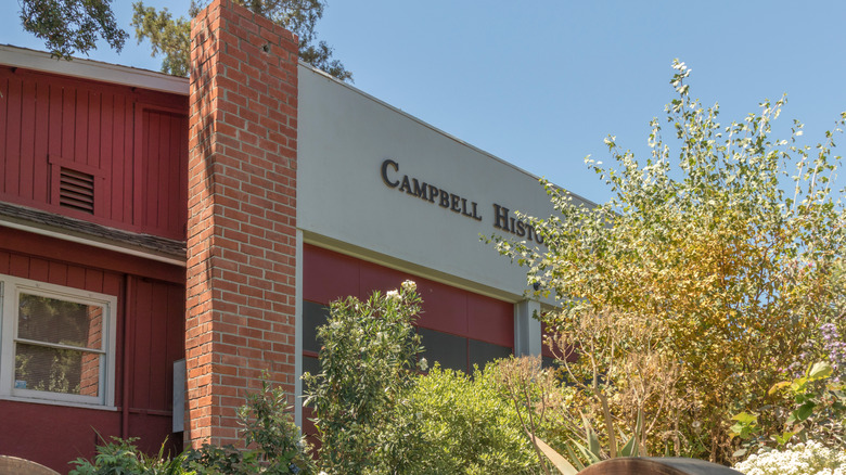 Exterior of the Campbell Historical Museum