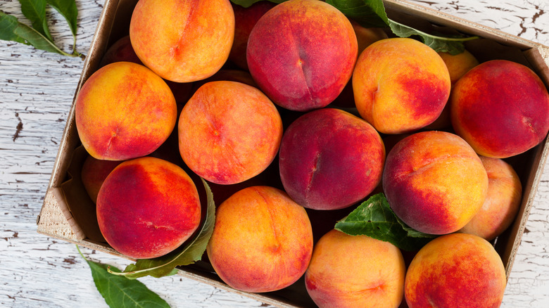 A bushel of peaches