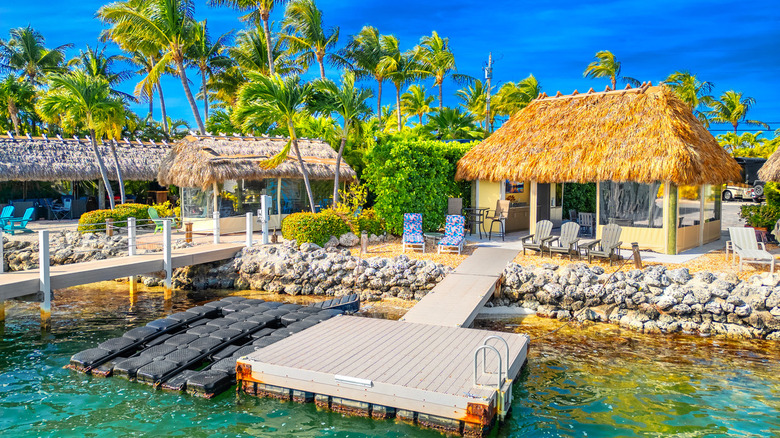 Tiki hut and dock at Bluewater Keys RV Resort in the Florida Keys