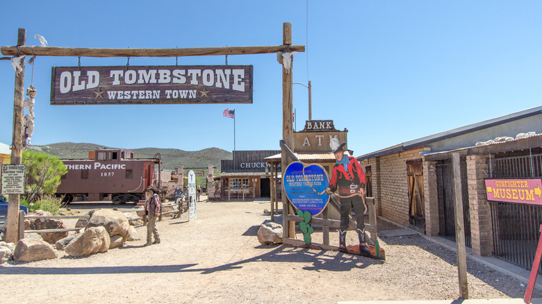 Sign that says "Old Tombstone Western Town"