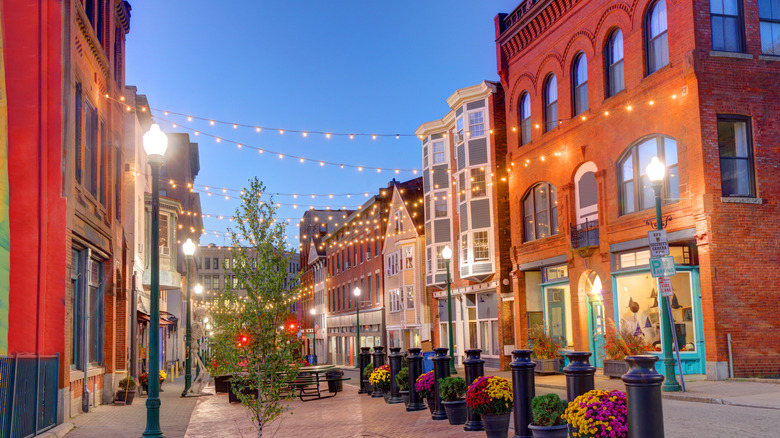 Downtown Norwich is replete with inviting shops and restaurants
