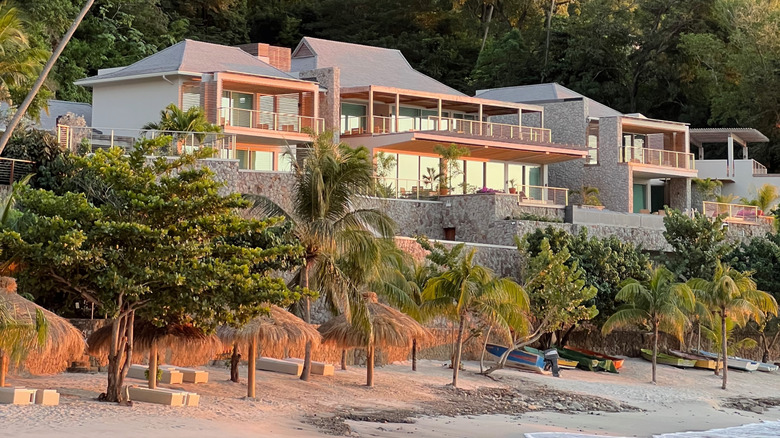 Beach villas at Sugar Beach, a Viceroy Resort