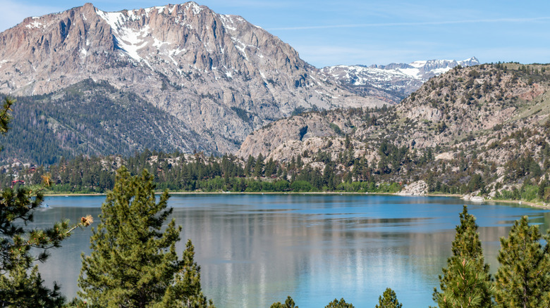A view of June Lake and the snow-tipped surrounding mountains of the Eastern Sierra