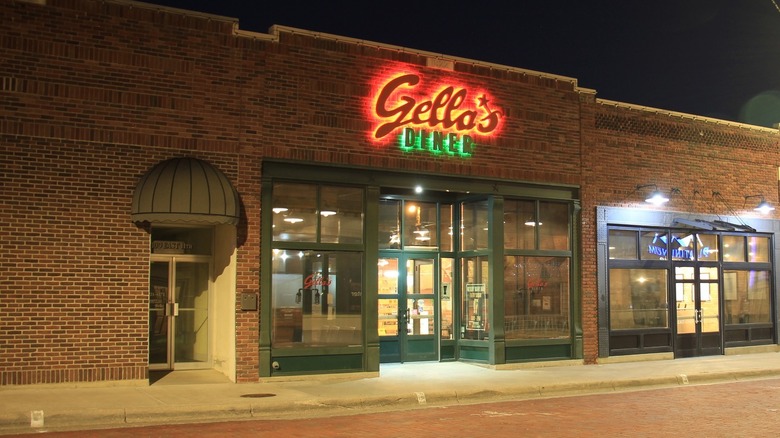 Gella's Diner & Lb Brewing Company neon storefront sign