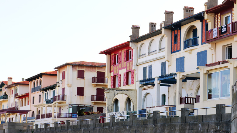 Houses lining the beachfront in Hossegor, France