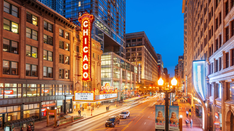 A downtown Chicago street scene