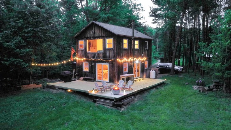 Barn style home on Airbnb just outside Saugerties, New York
