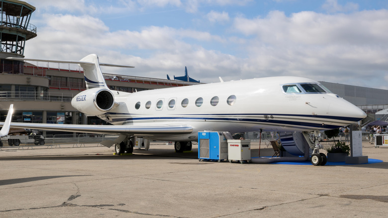Gulfstream G650ER in Paris